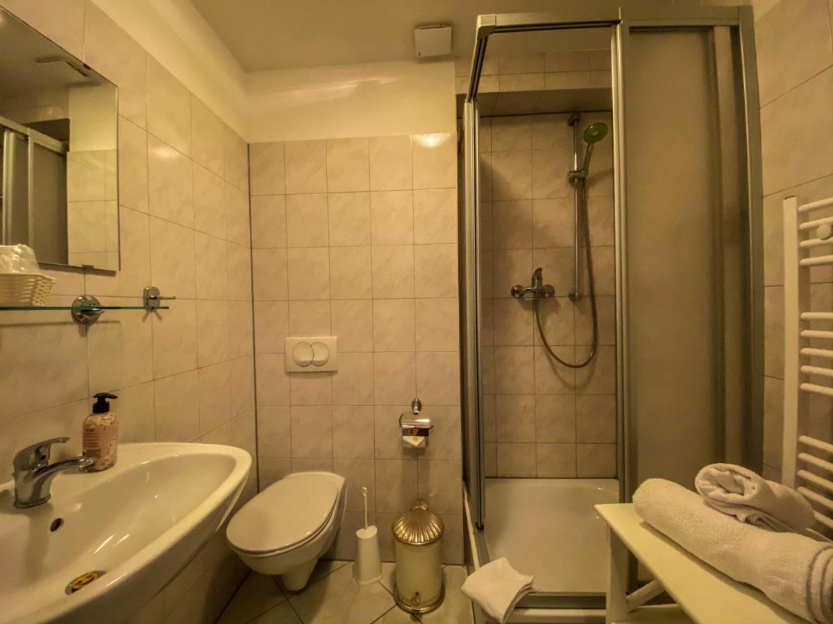 Pension Zum Blumchen Schwerin  Exteriér fotografie